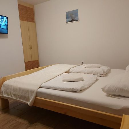 Potyka Apartman Tiszafüred Exterior foto