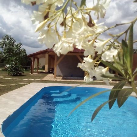 Potyka Apartman Tiszafüred Exterior foto