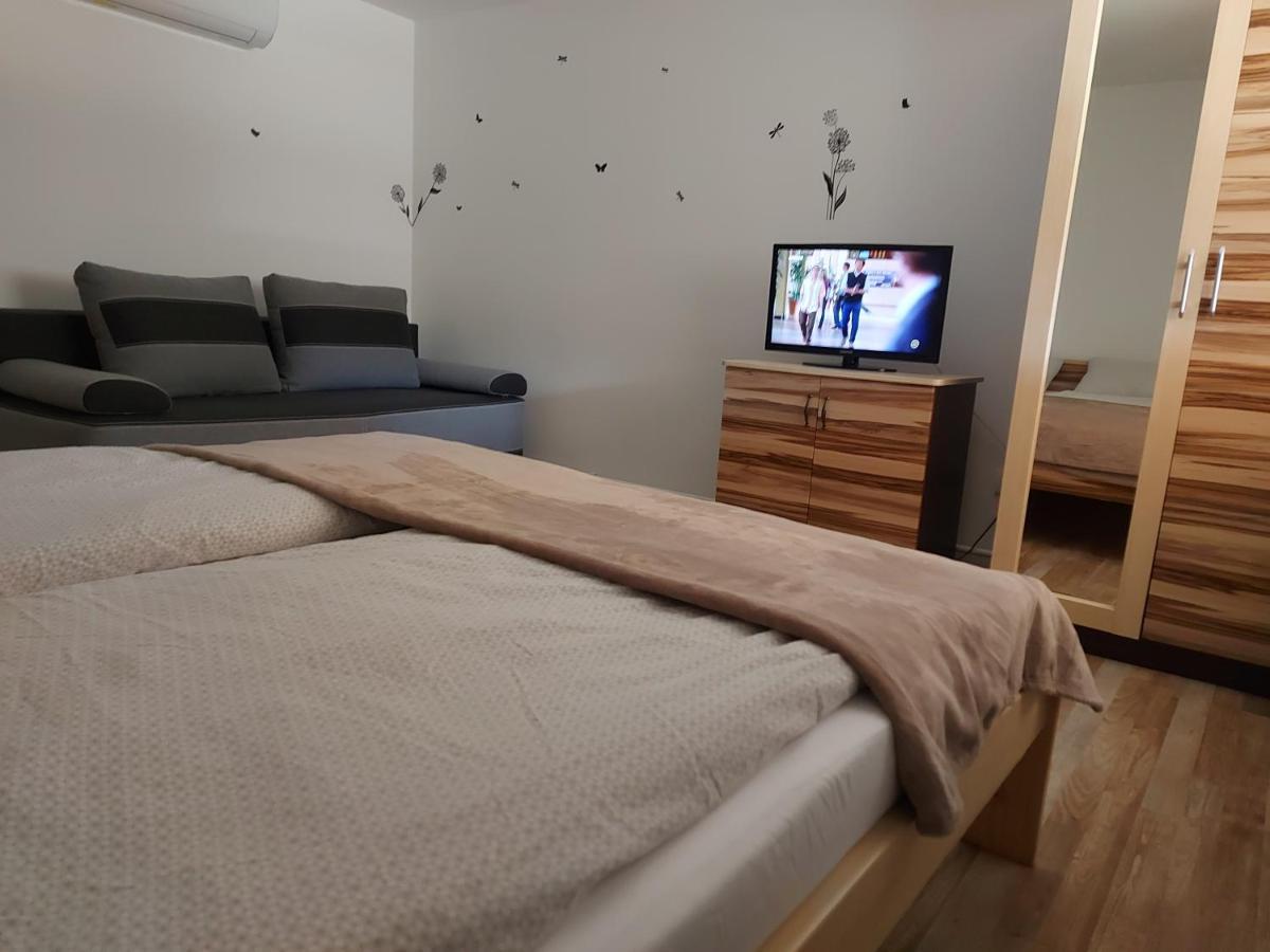 Potyka Apartman Tiszafüred Exterior foto