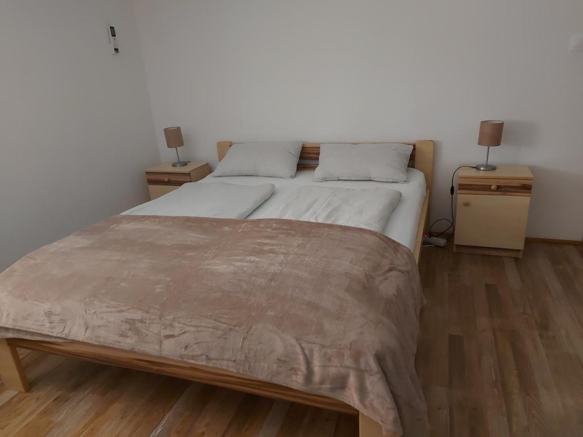 Potyka Apartman Tiszafüred Exterior foto
