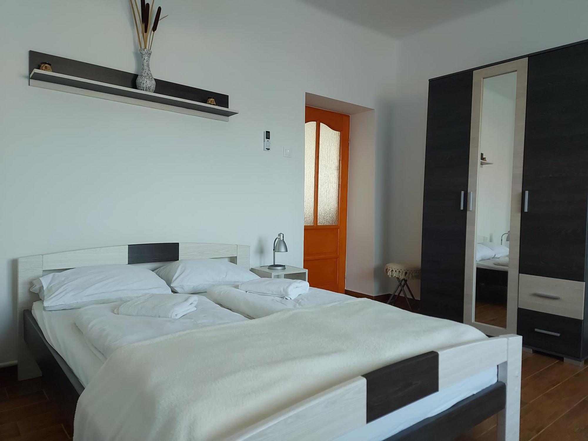 Potyka Apartman Tiszafüred Exterior foto