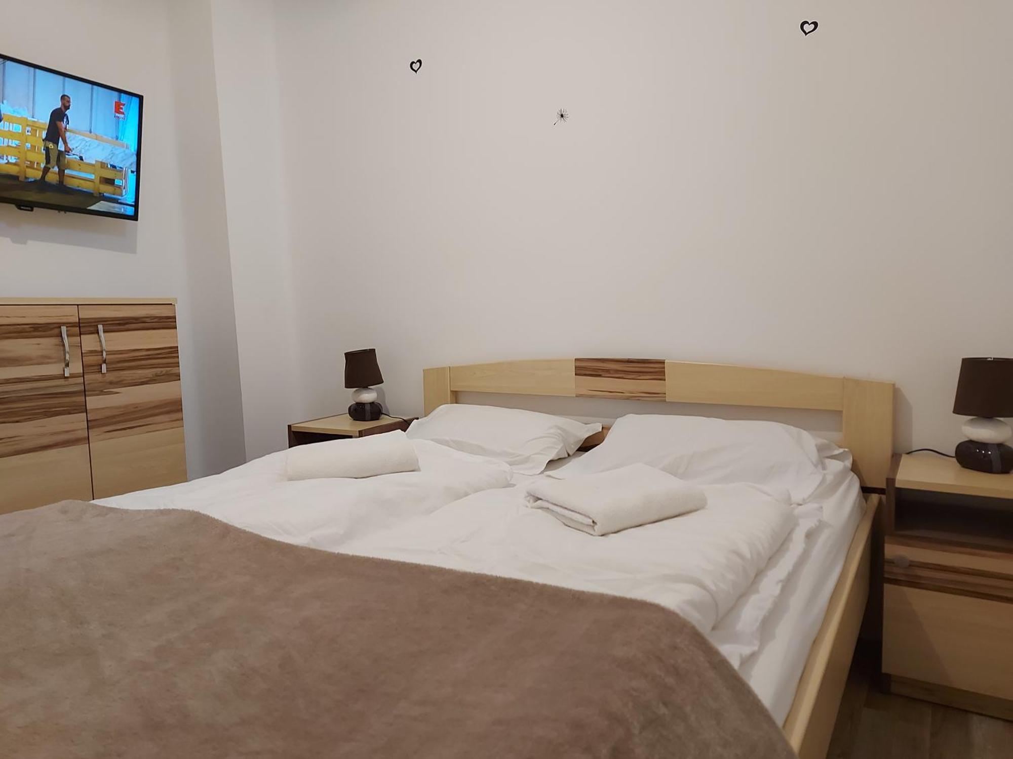 Potyka Apartman Tiszafüred Exterior foto