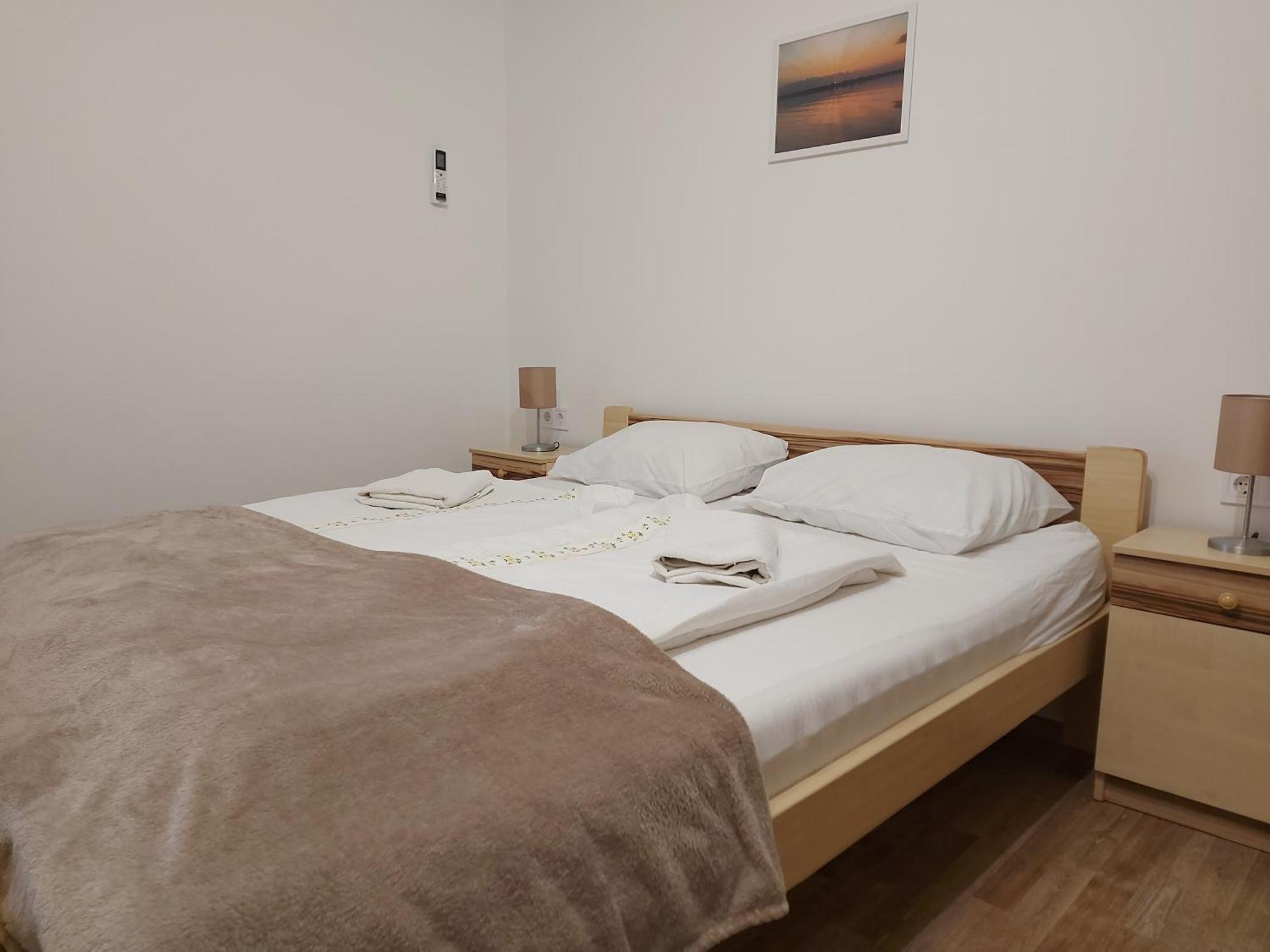 Potyka Apartman Tiszafüred Exterior foto