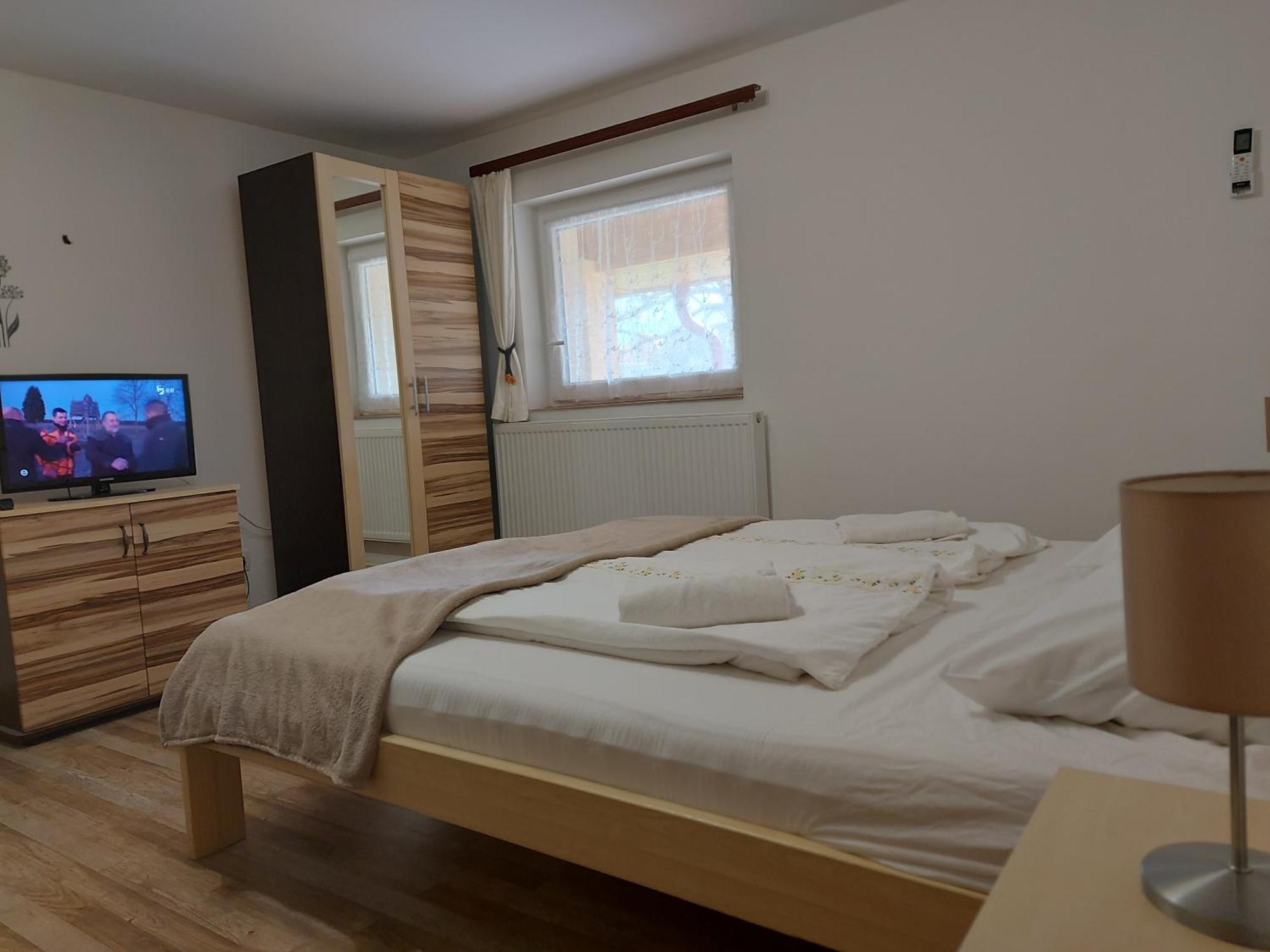 Potyka Apartman Tiszafüred Exterior foto